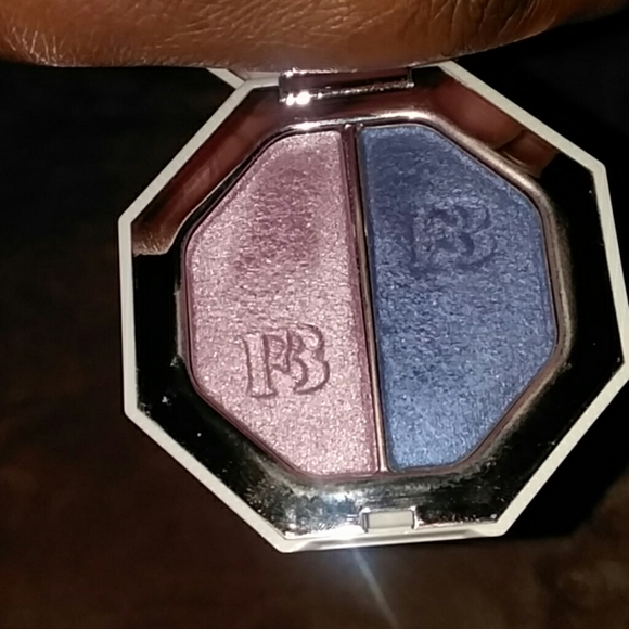 My fenty beauty highlighter - Picture 3 of 3